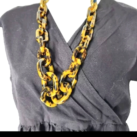 J.Crew Women's Tortoise Brown Lucite Necklace - Picture 4 of 4